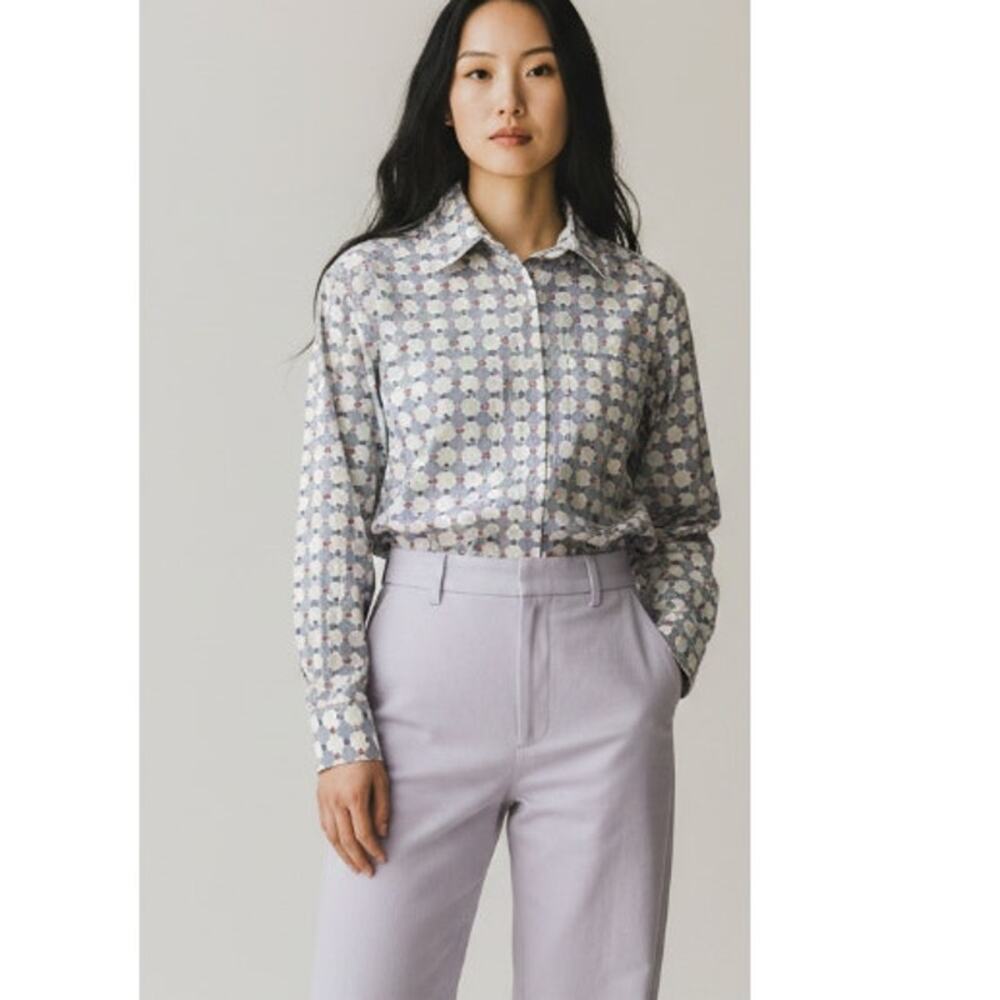 Banana Republic Violet Geo-Floral Print Long Sleeve Button Shirt size Medium